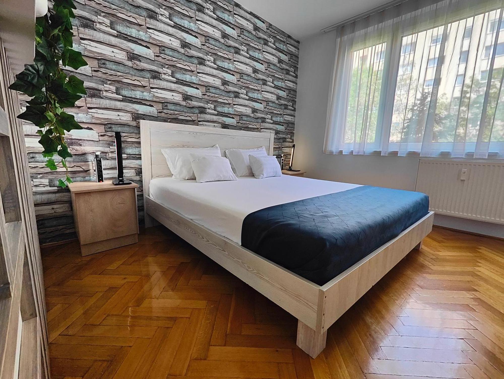 Comfort 14 -- Stylish City Apartment Netflix, Wi-Fi & Parking Miszkolc Zewnętrze zdjęcie
